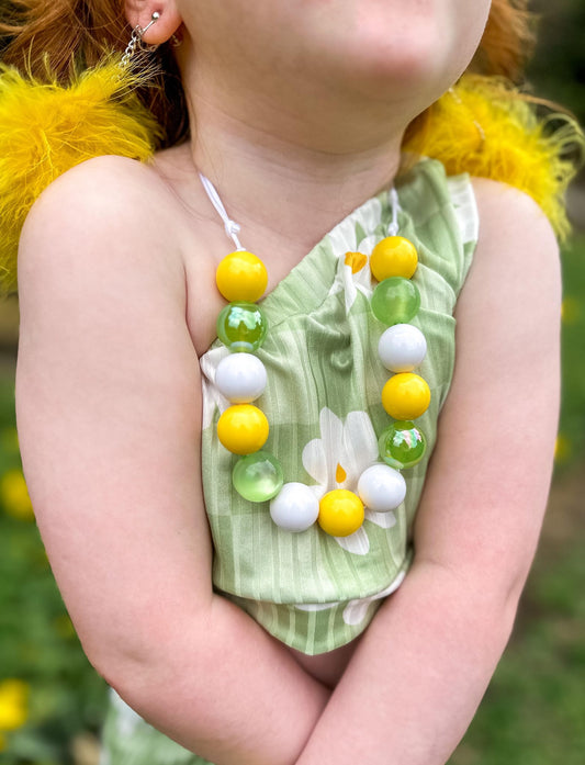 Daisy Floral Bubblegum Necklace