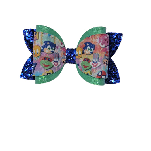 Character Treats Dressed-up Diva Bow 4"