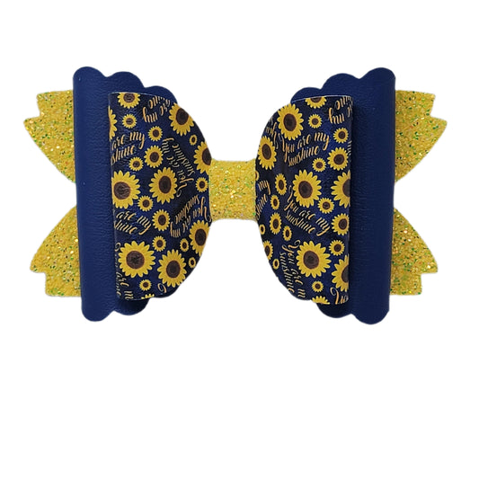 You Are My Sunshine Double Scalloped Daisy Bow 6" 