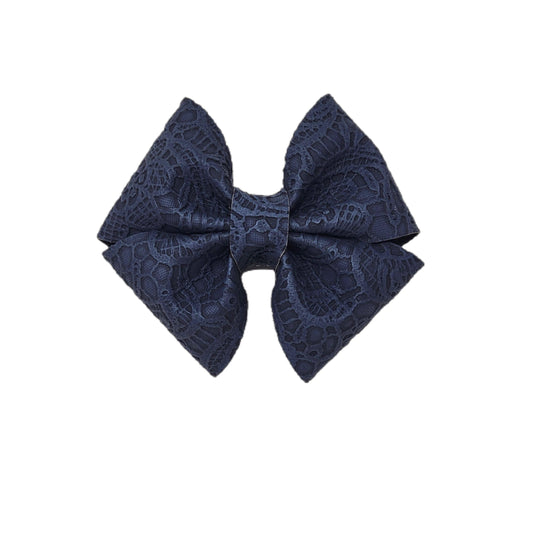 Black Embossed Fluffy Petal Pinch Bow 4" 