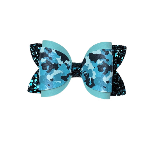 Turquoise Camo Dressed up Diva Bow 4" 