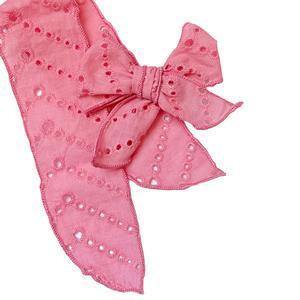 Hibiscus Hand-tied Eyelet Bow 4" 