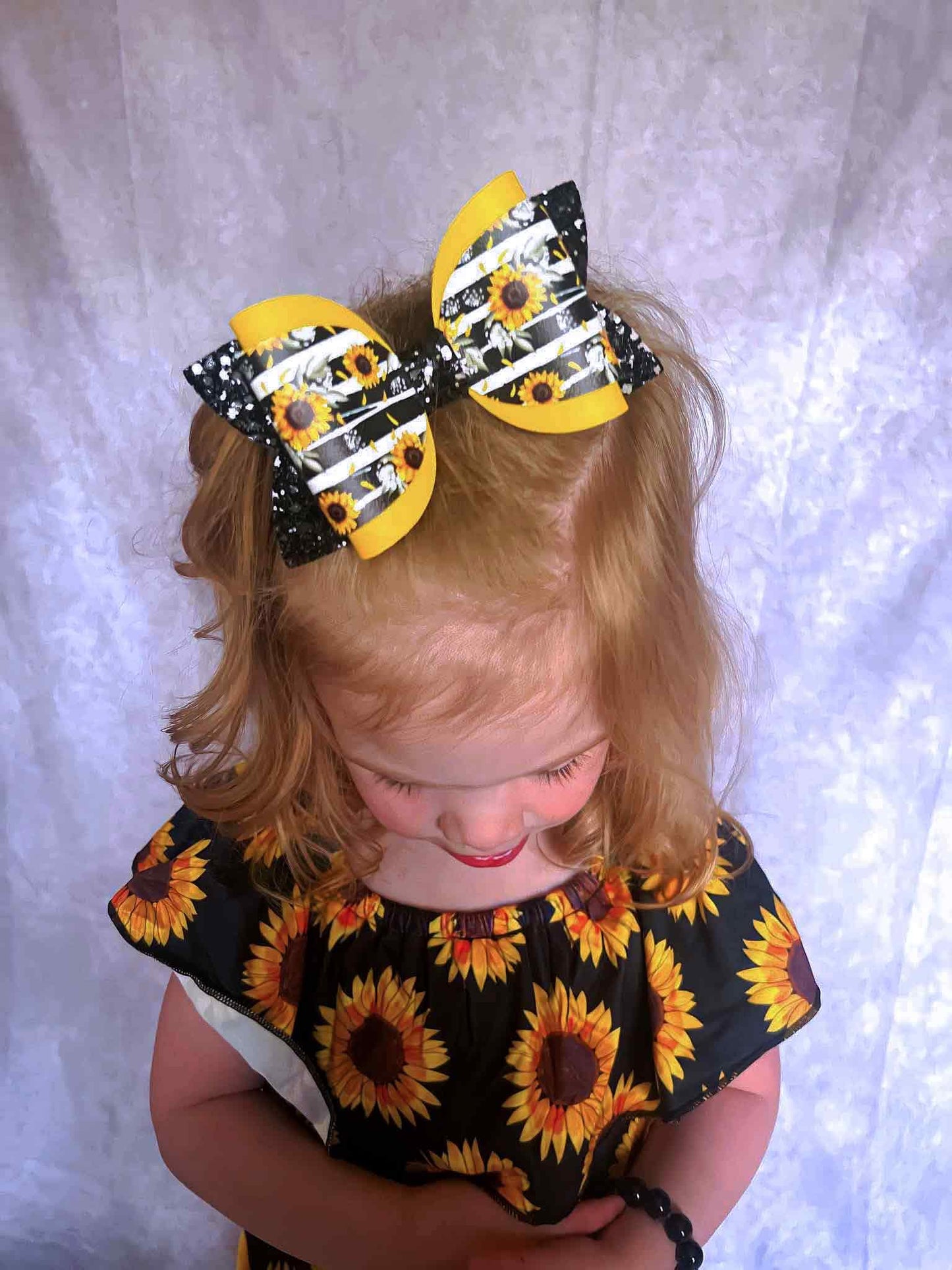 Black Stripe Sunflowers Dressed up Diva Bow 5"